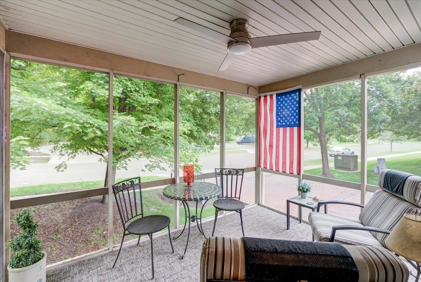 14 Wood Brook Way