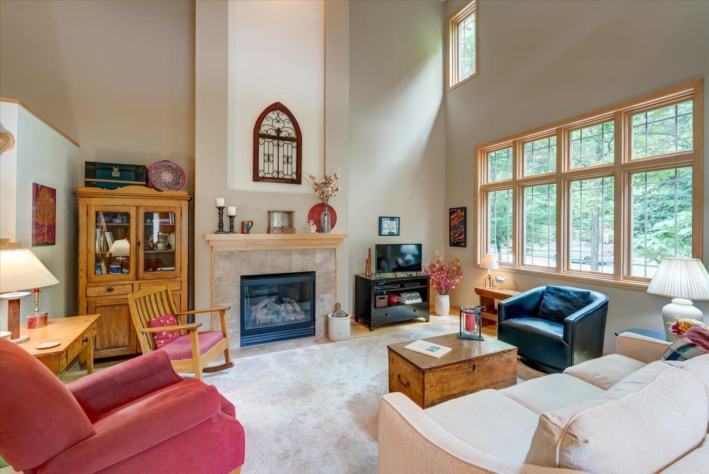 14 Wood Brook Way