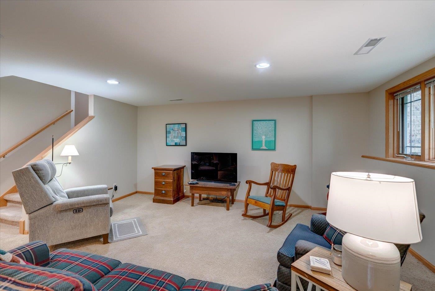 14 Wood Brook Way