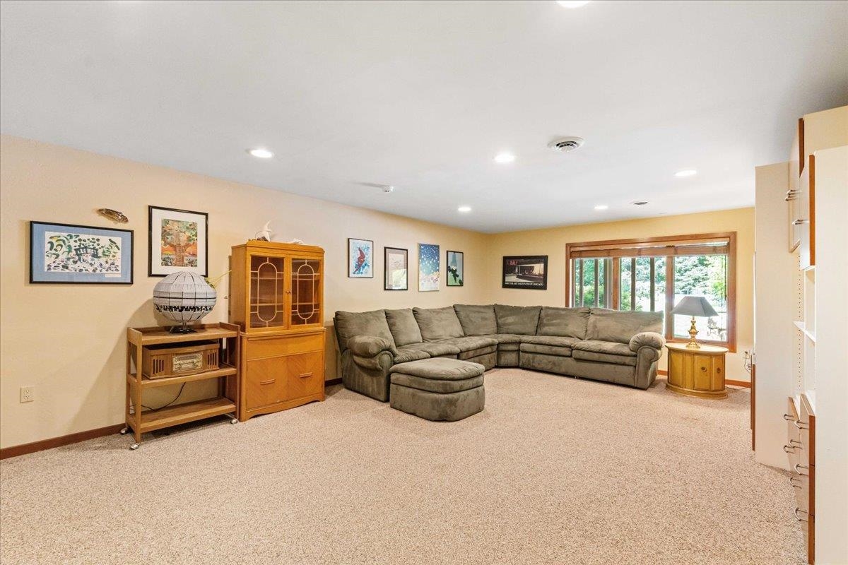 5870 Persimmon Drive