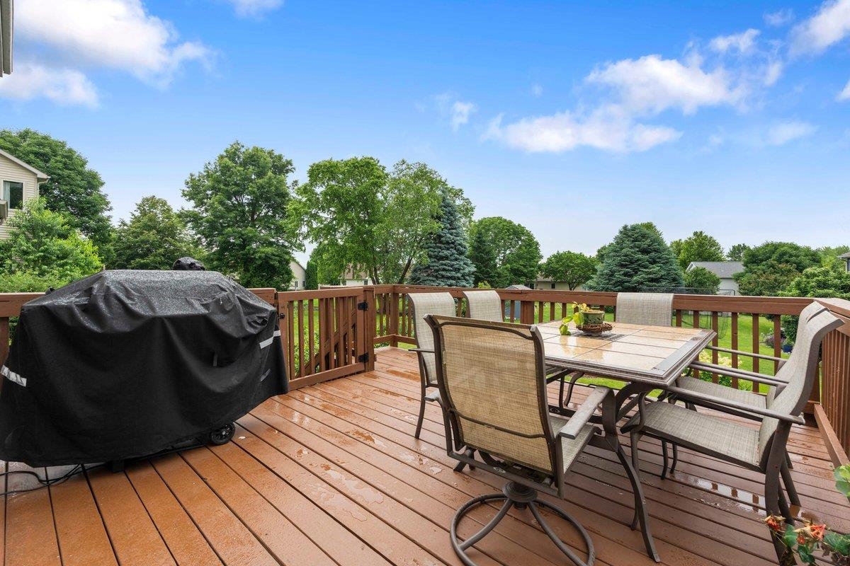 840 Questa Ridge Trail