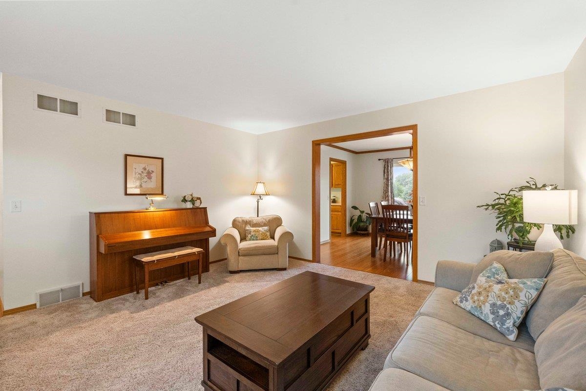 840 Questa Ridge Trail