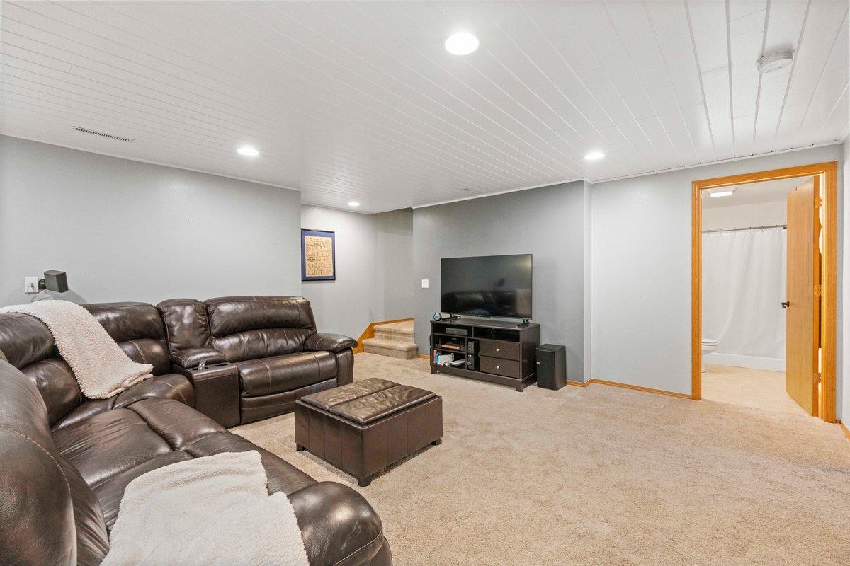 840 Questa Ridge Trail