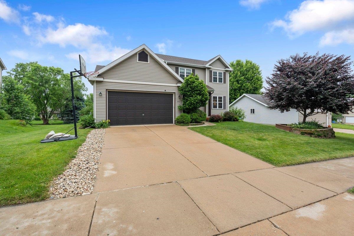 840 Questa Ridge Trail