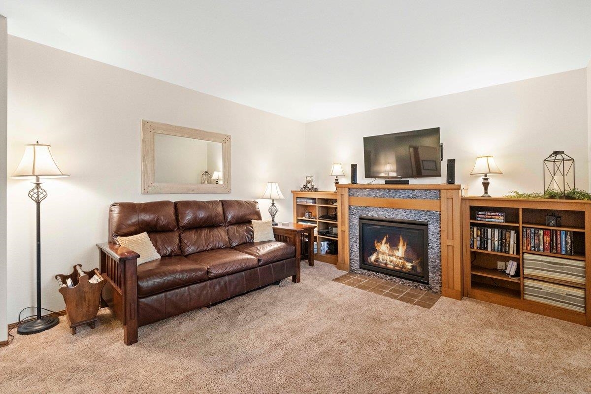 840 Questa Ridge Trail