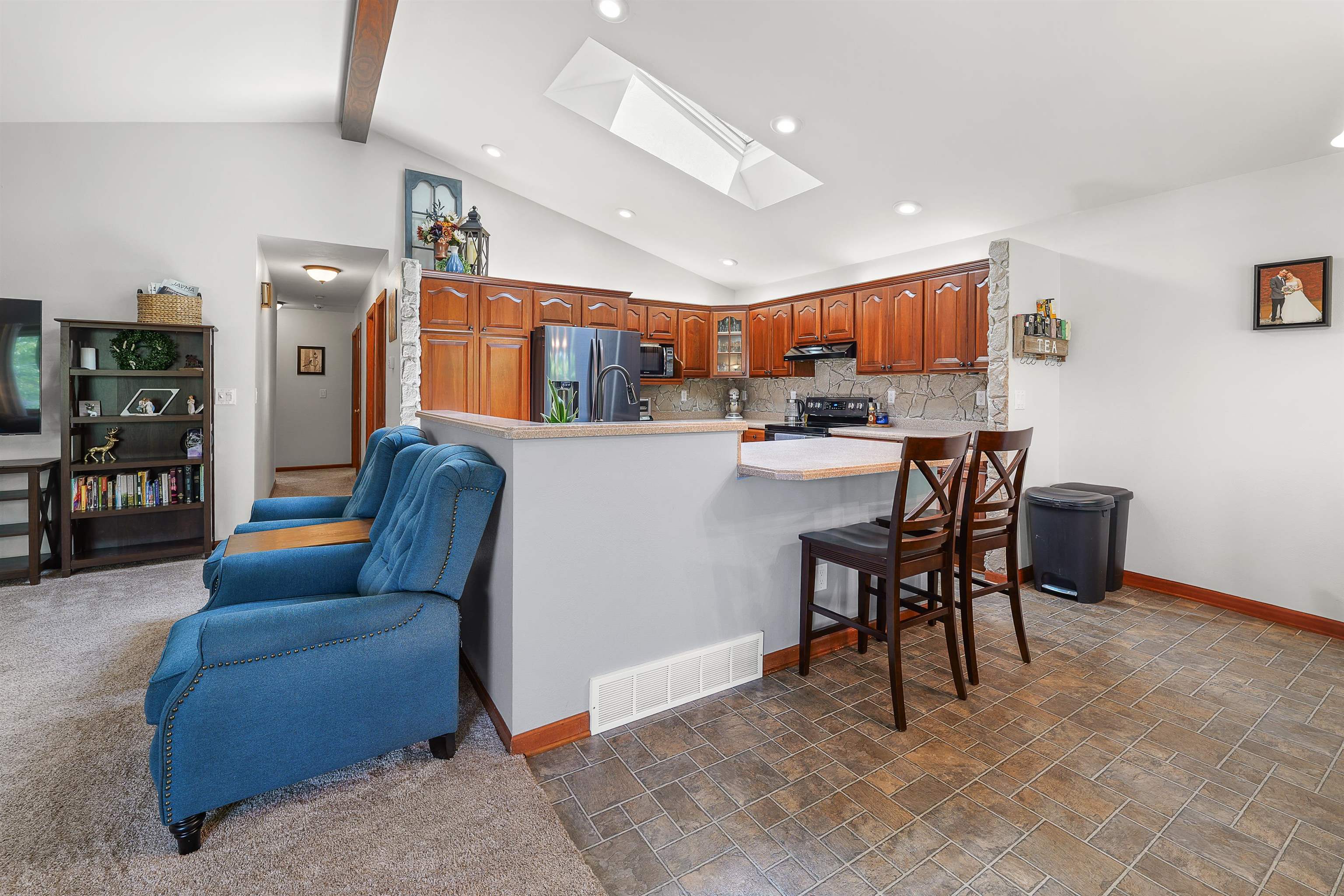 358 Meadow Lane