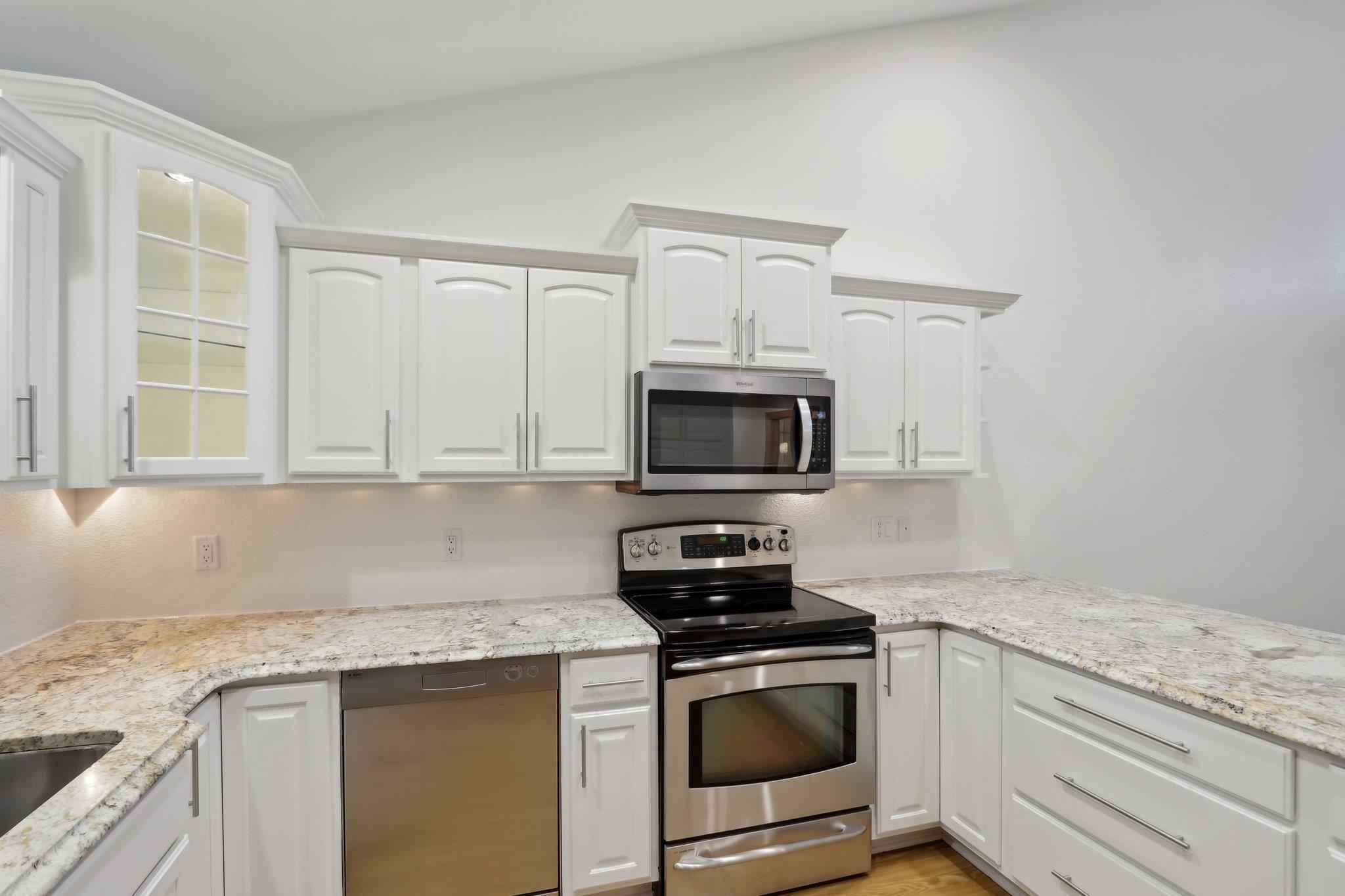 50 Hemlock Street Unit: 18