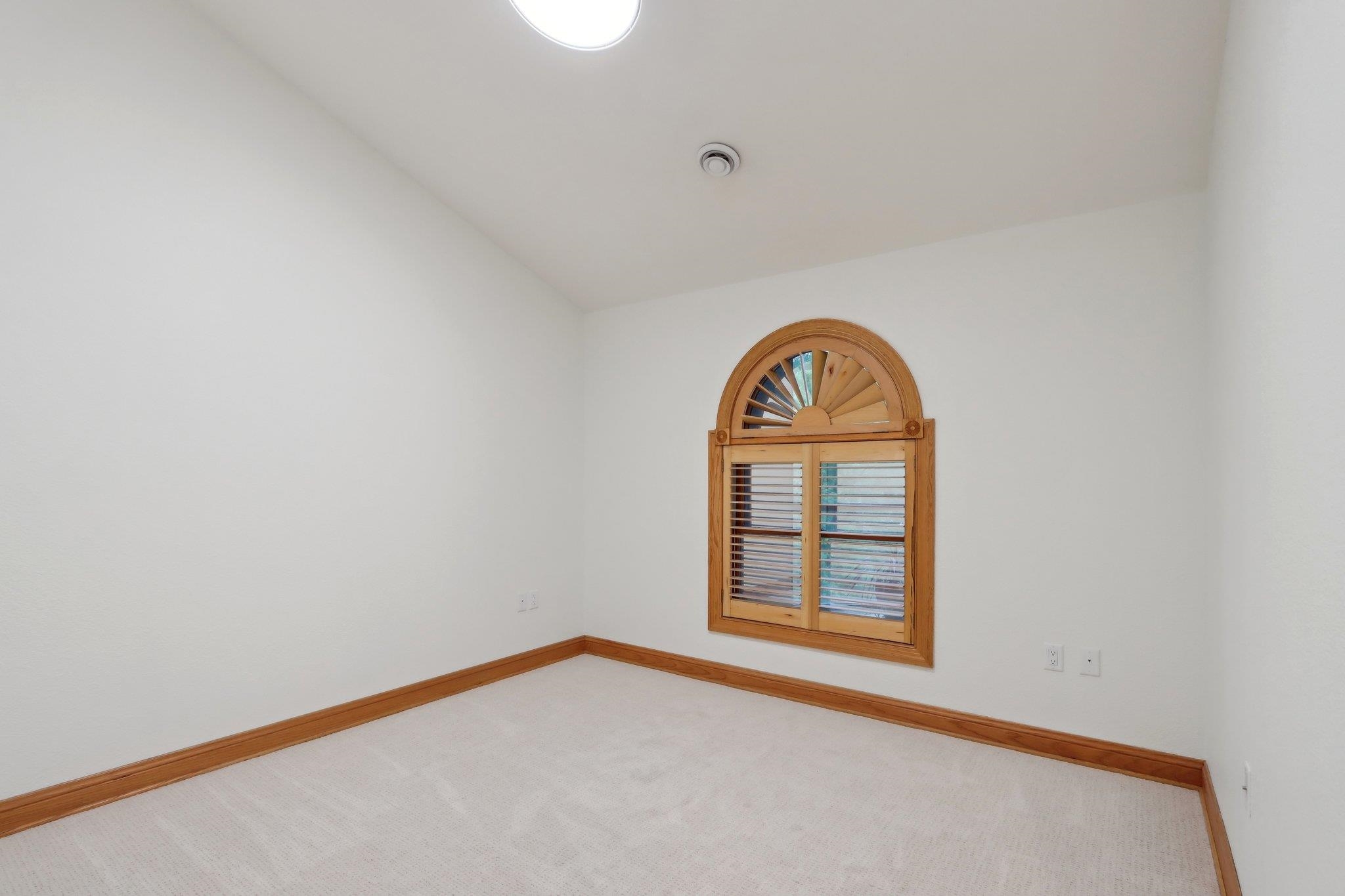 50 Hemlock Street Unit: 18