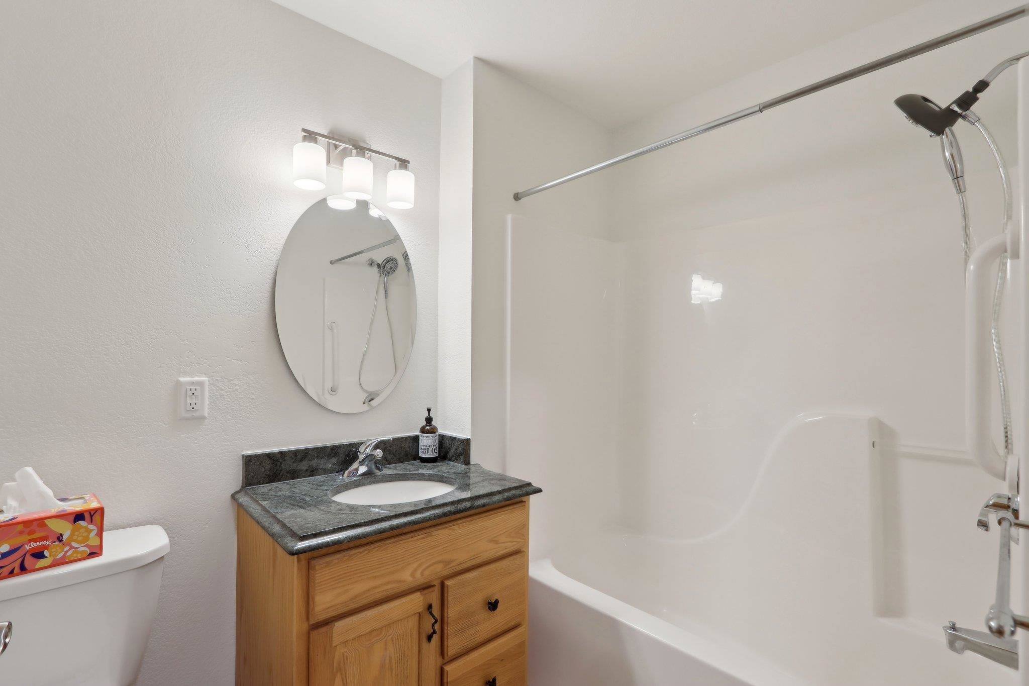 50 Hemlock Street Unit: 18