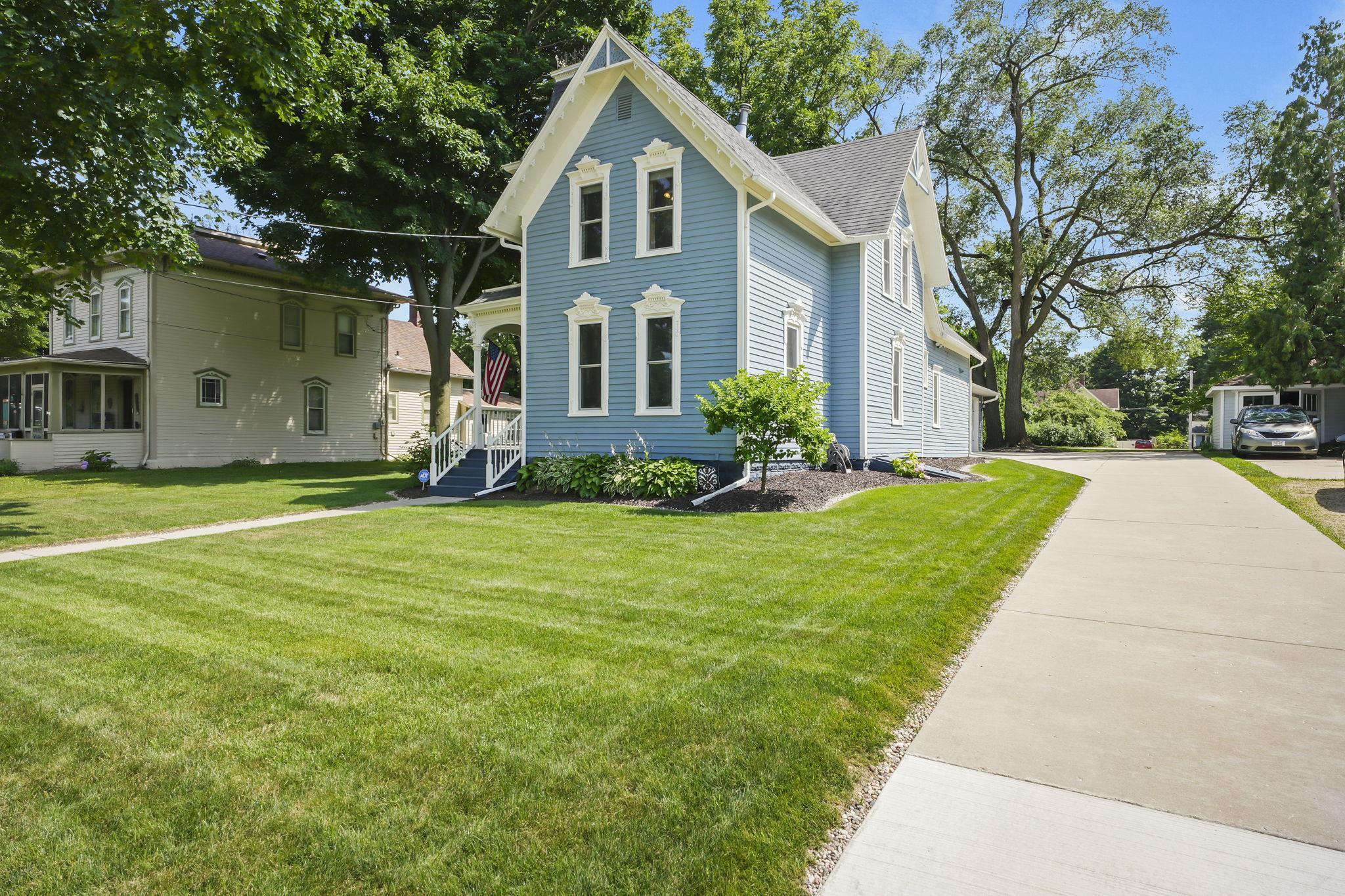 409 W South Street