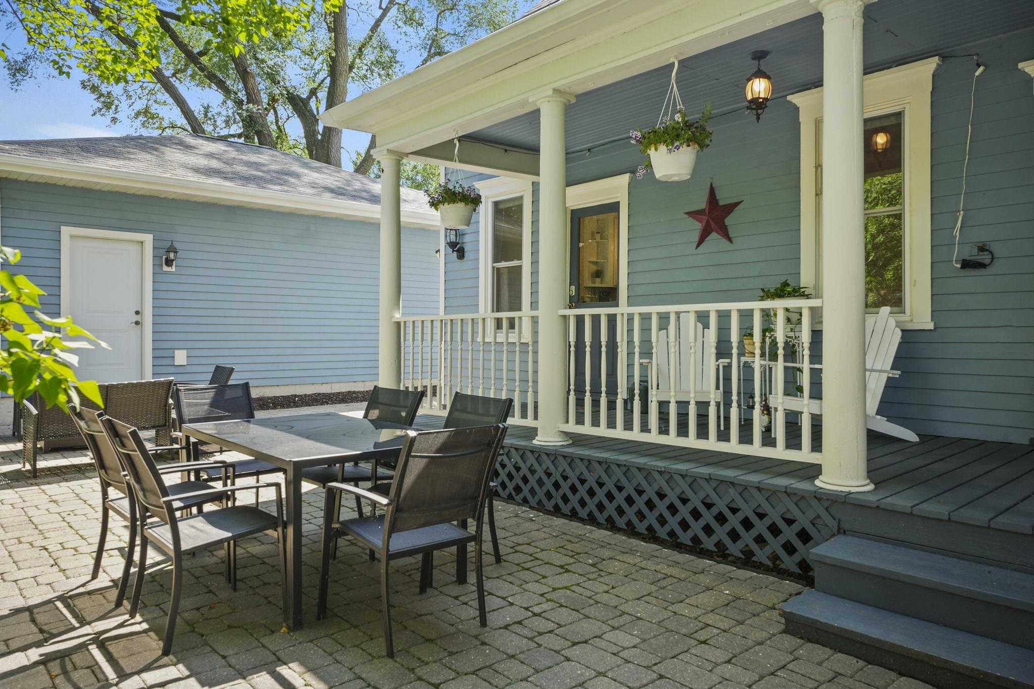 409 W South Street