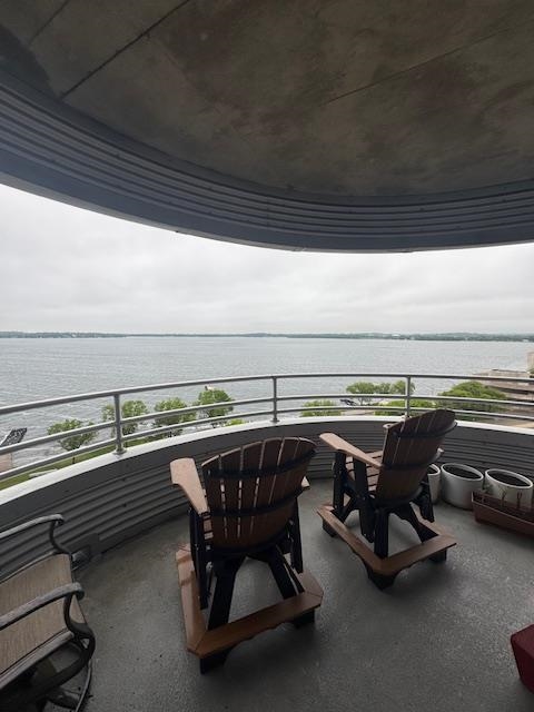137 E Wilson Street 711