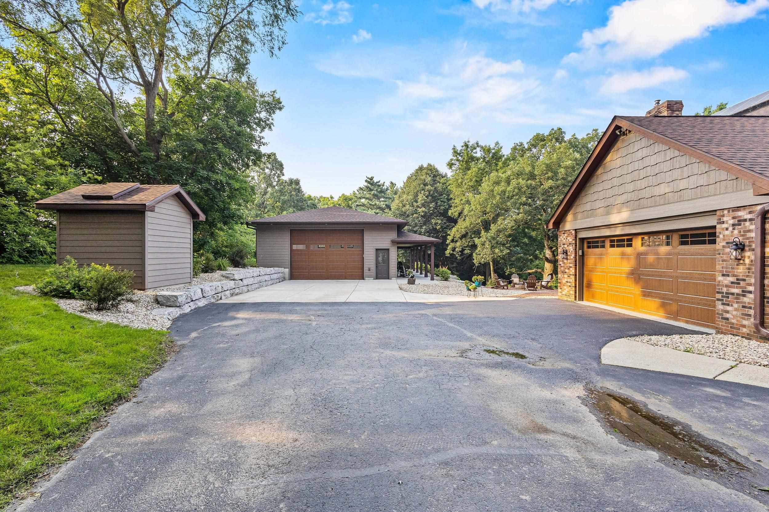 2127 Vintage Drive