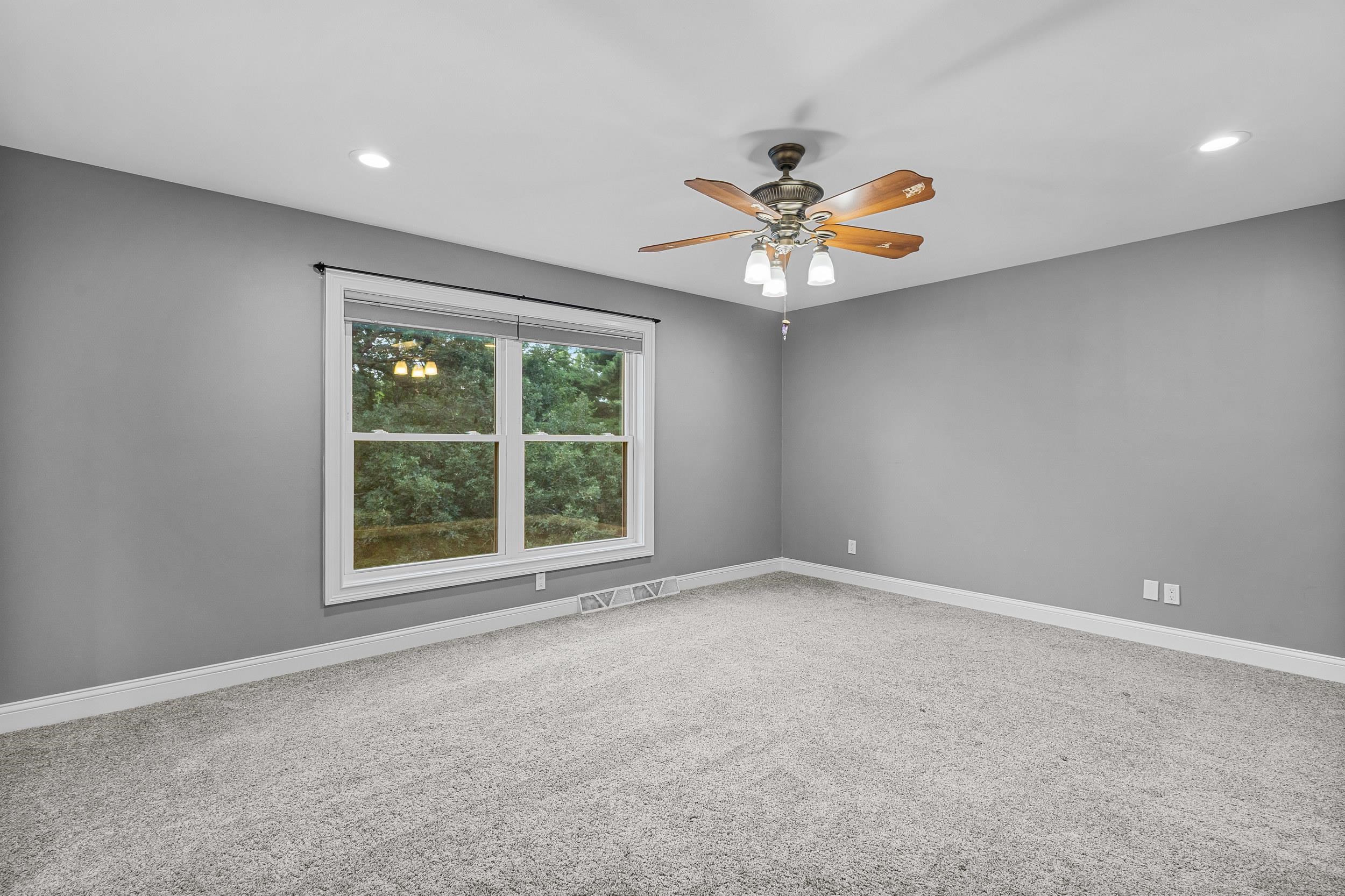 2127 Vintage Drive