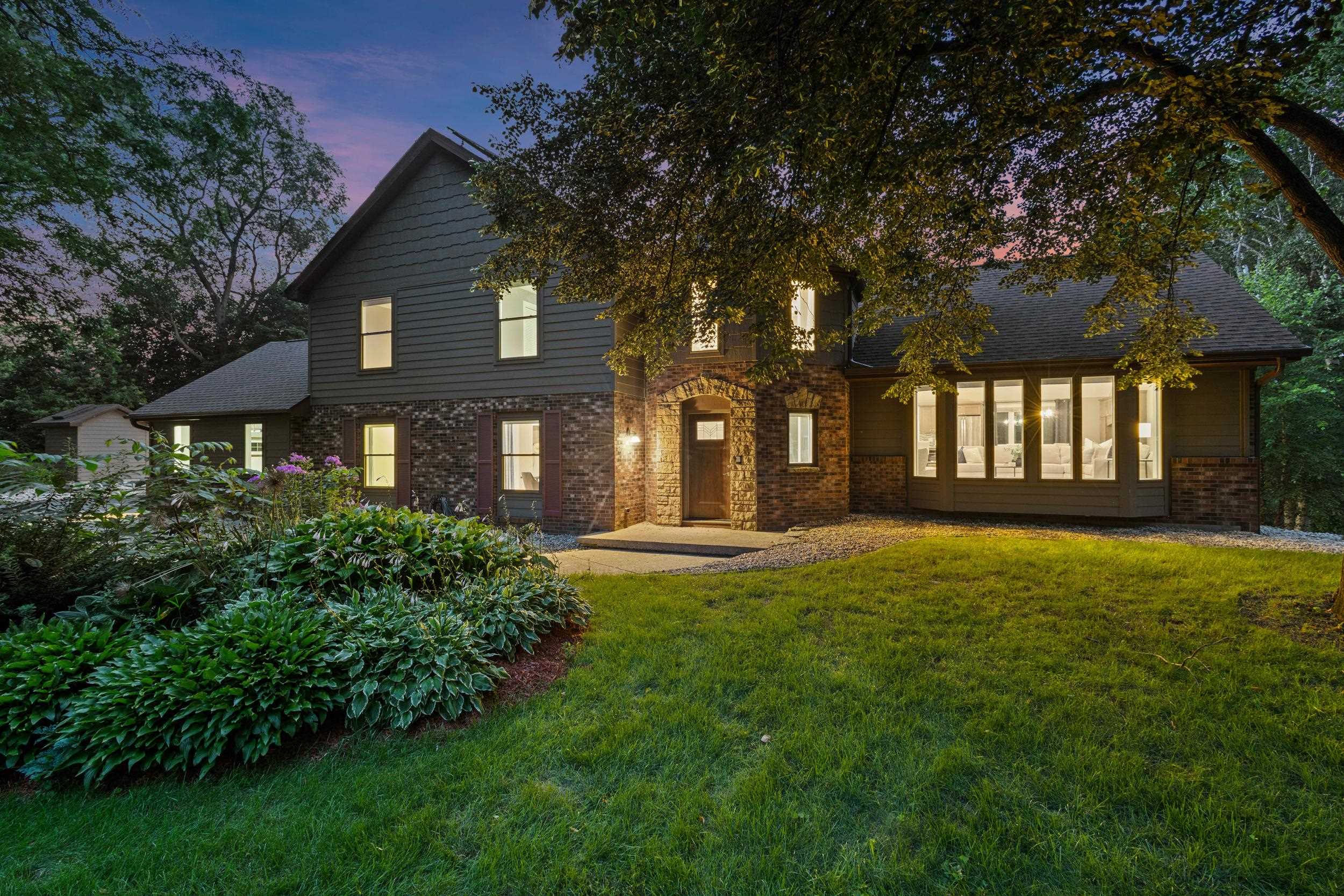2127 Vintage Drive