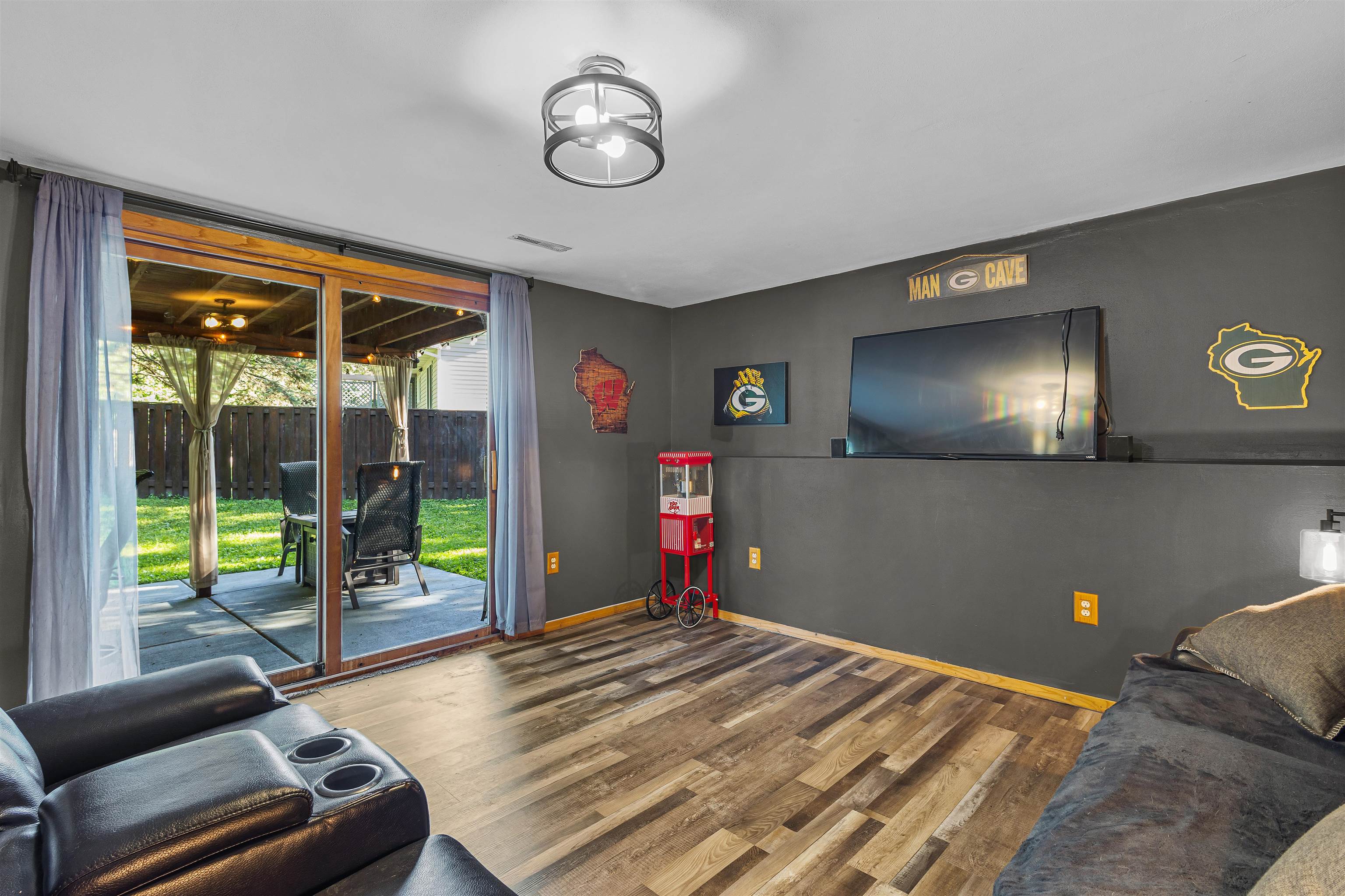 7133 E Valley Ridge Drive