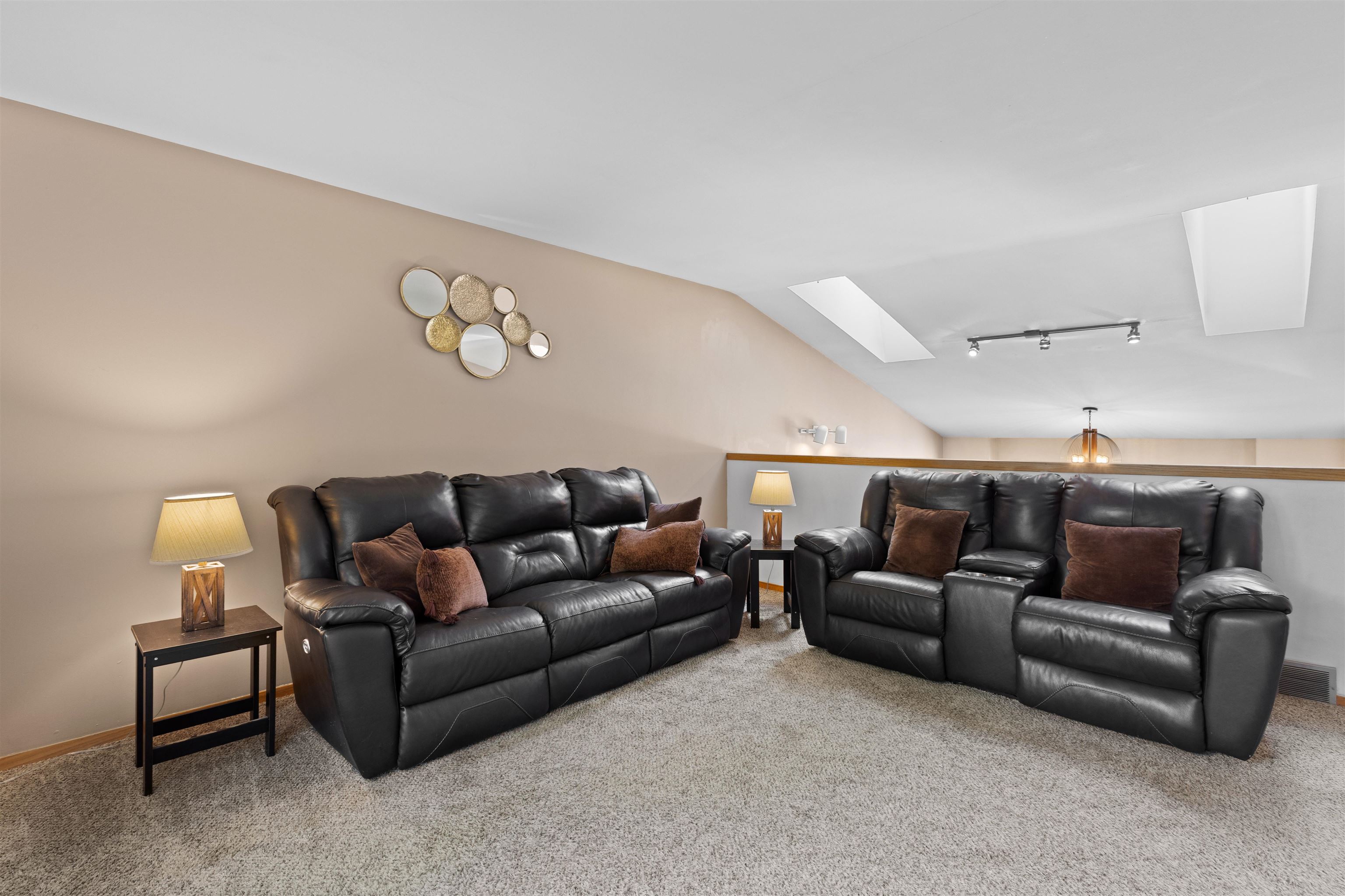 7133 E Valley Ridge Drive