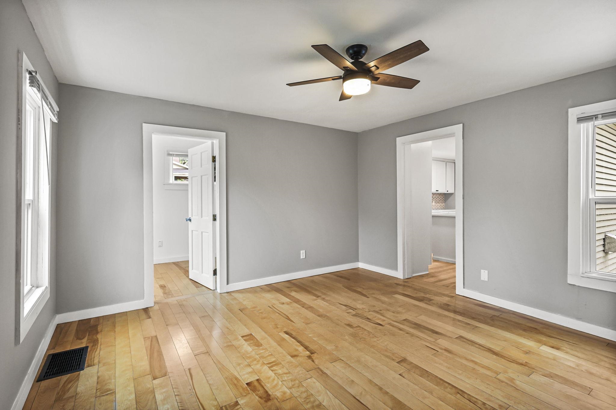 225 E Jefferson Street