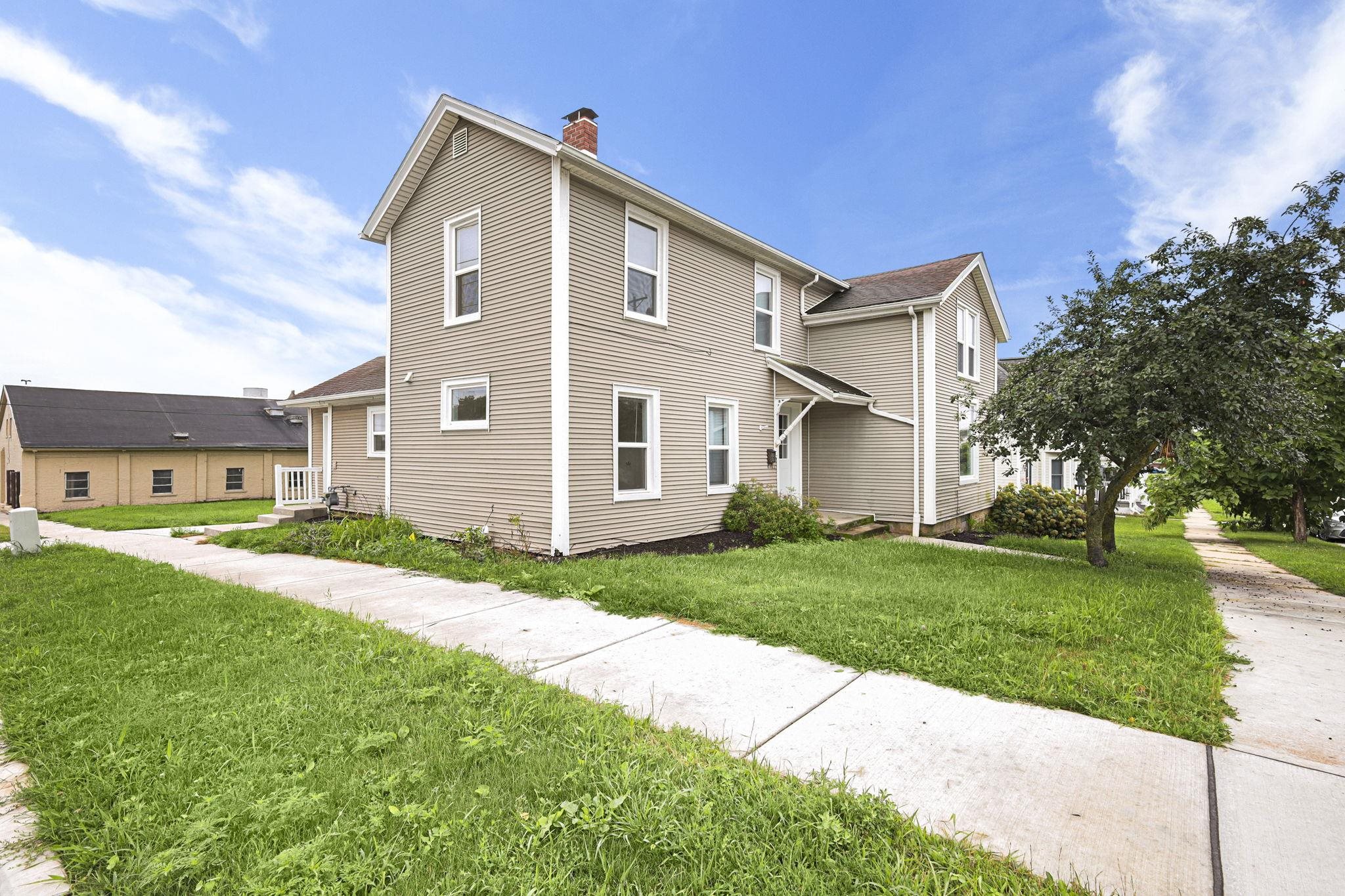 225 E Jefferson Street