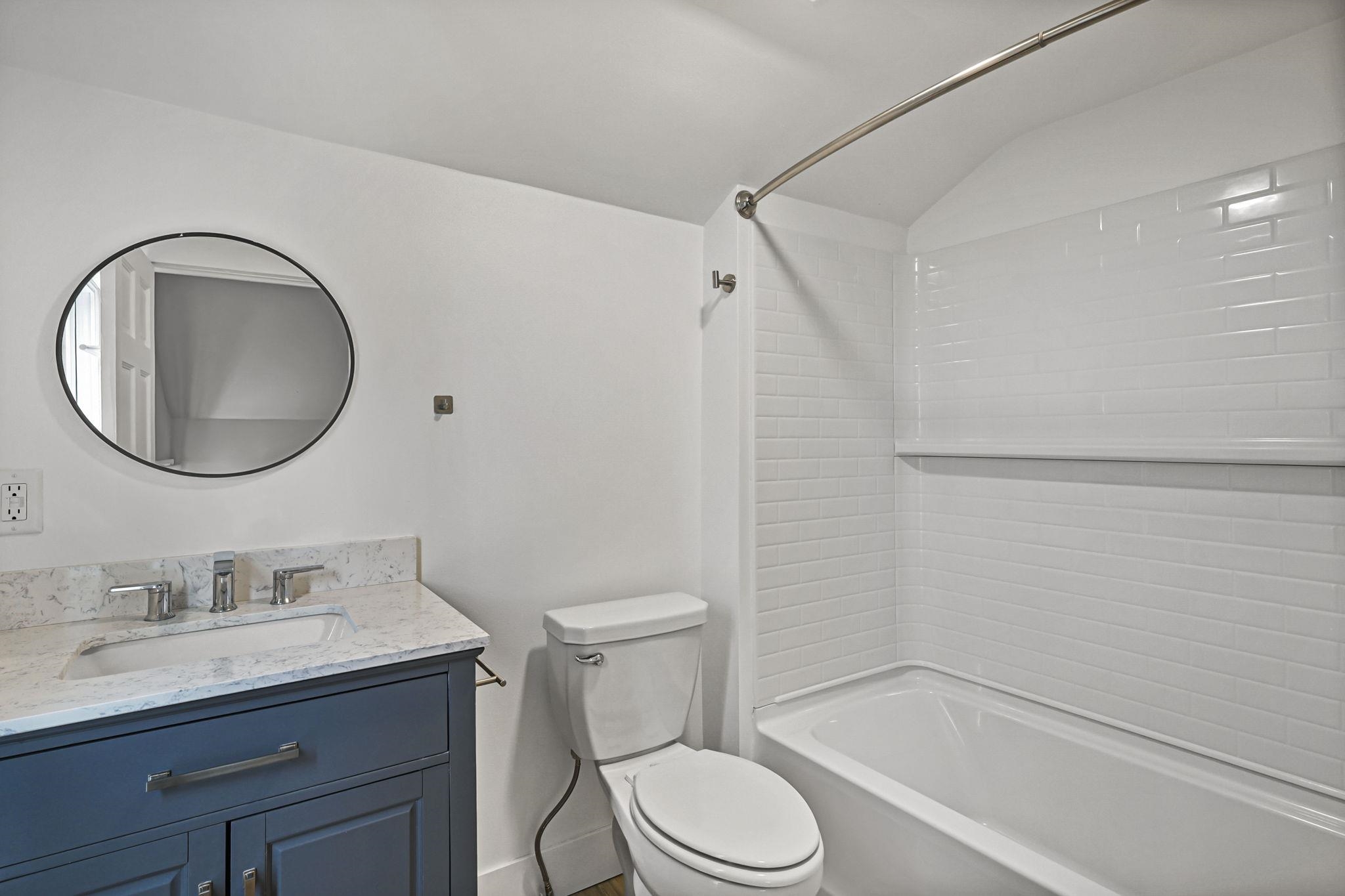 225 E Jefferson Street