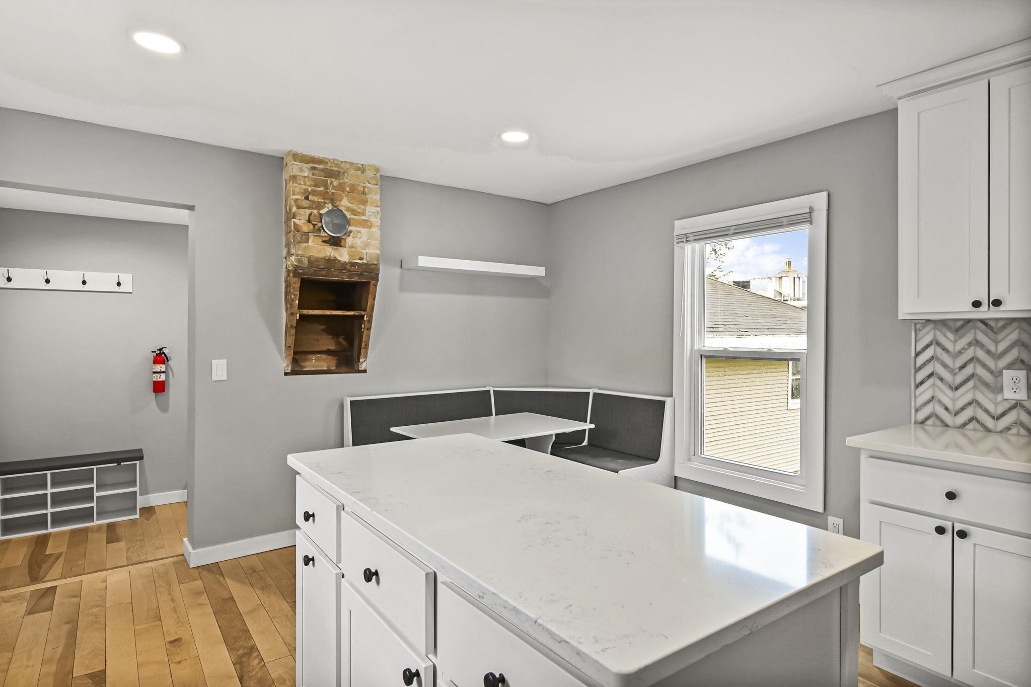 225 E Jefferson Street