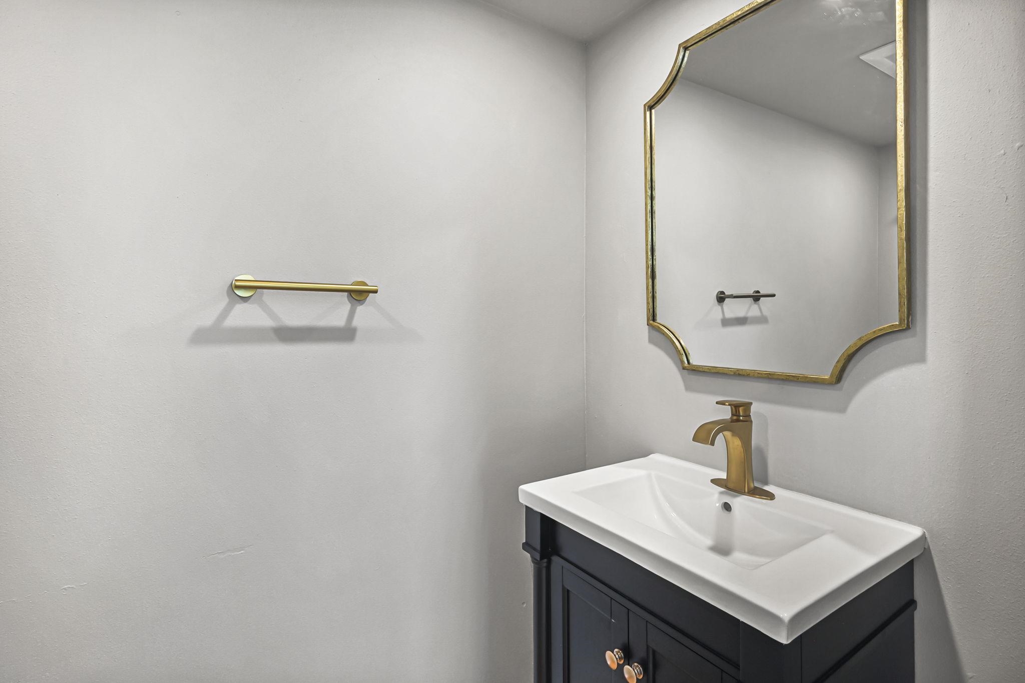 225 E Jefferson Street