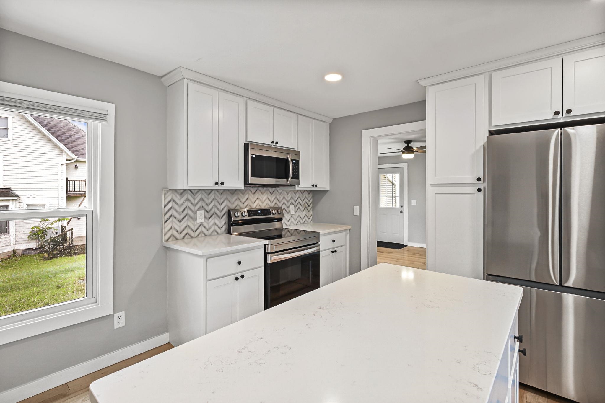 225 E Jefferson Street