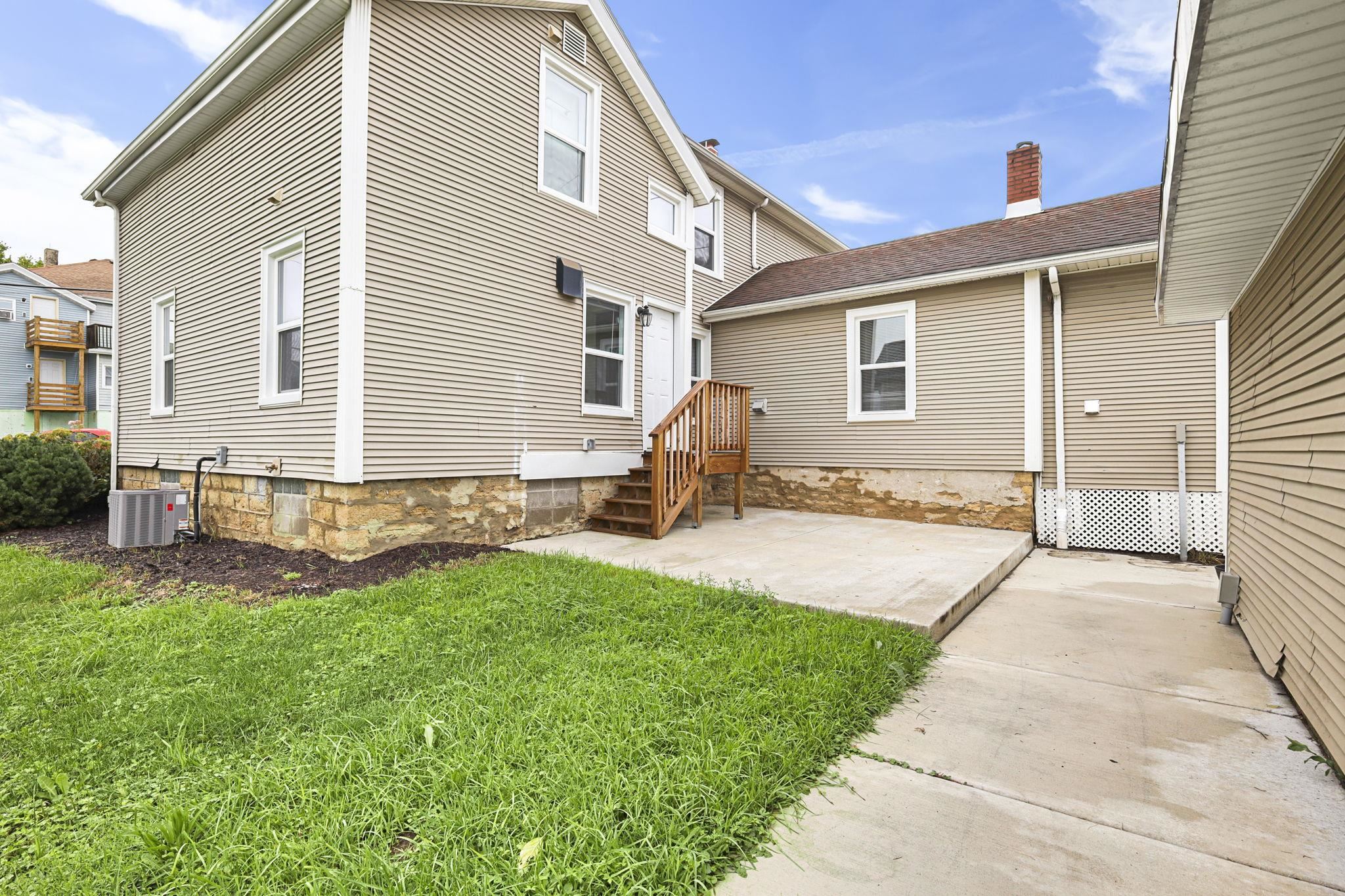 225 E Jefferson Street