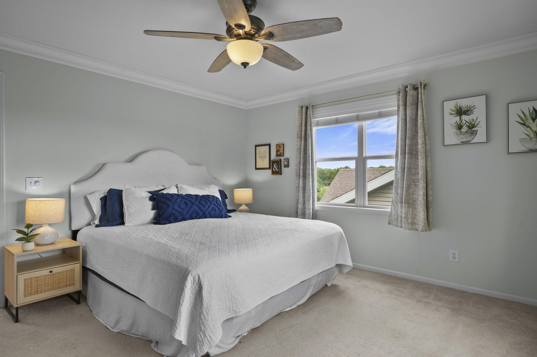 8917 Hollybush Lane