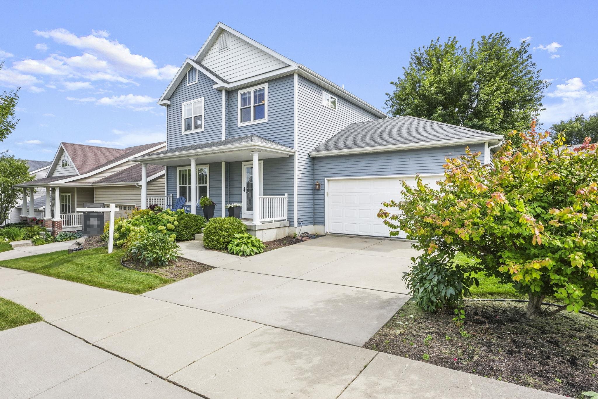 8917 Hollybush Lane