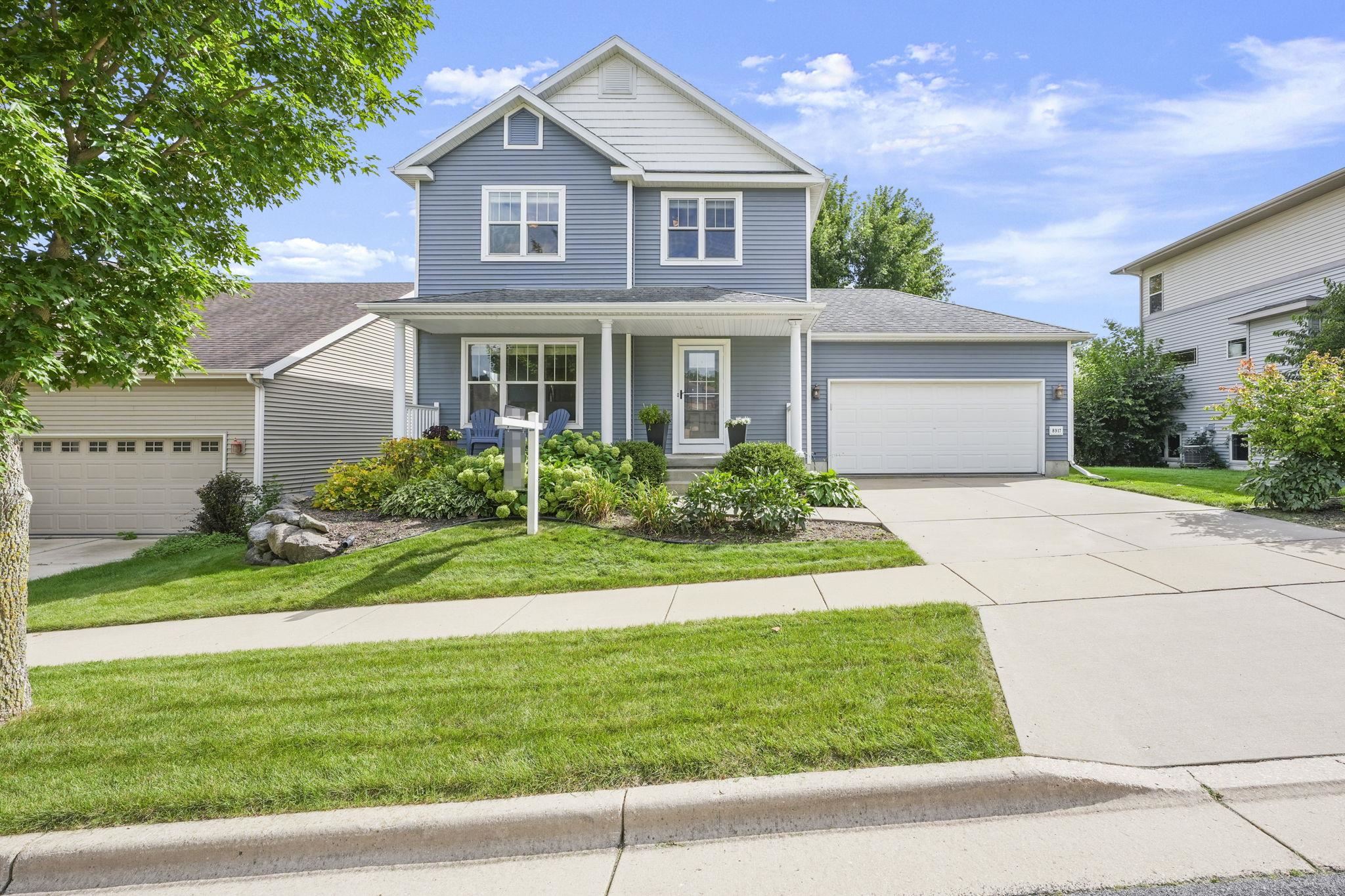8917 Hollybush Lane