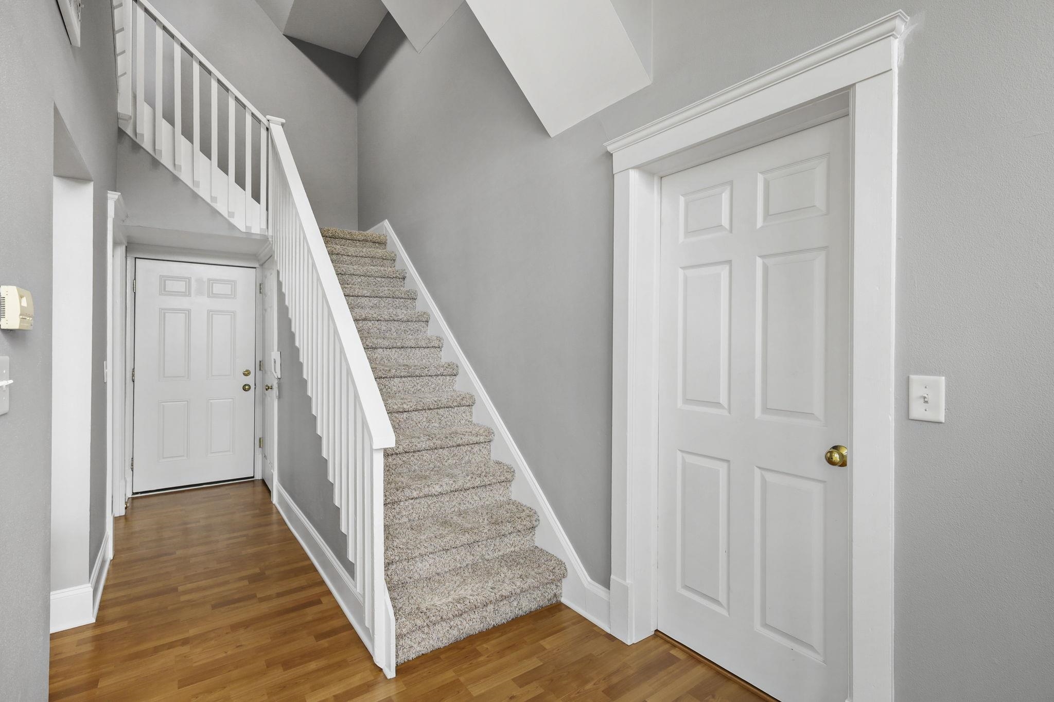 1009 Summit Avenue 5