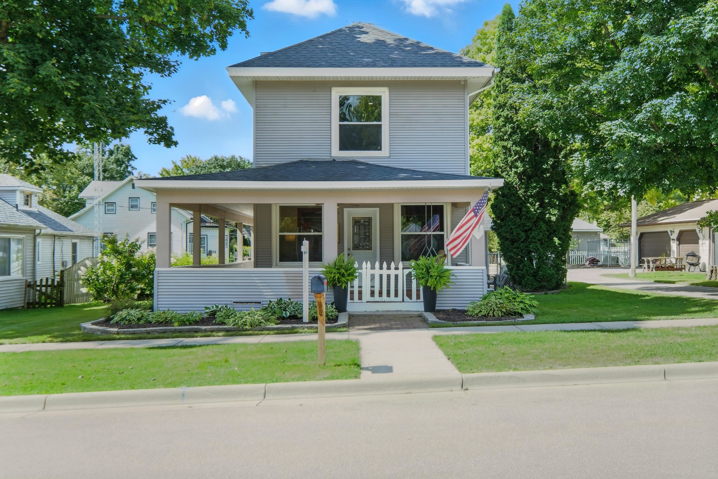 119 Evarts Street