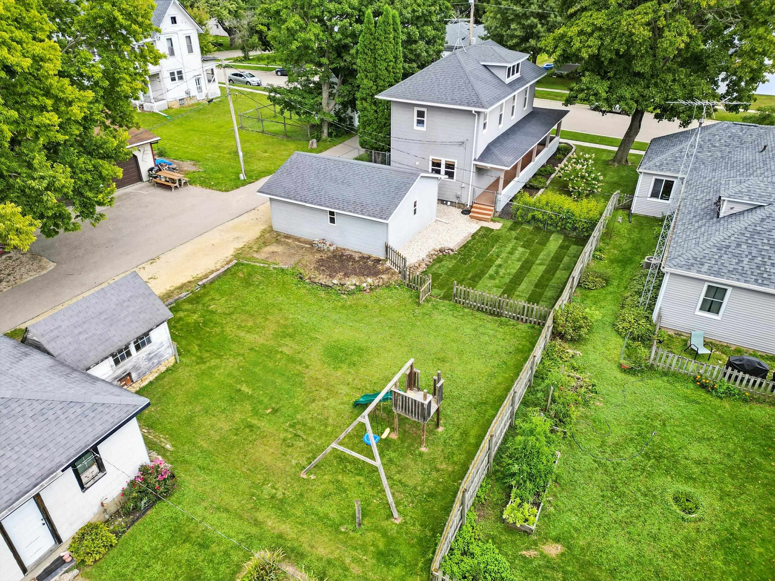 119 Evarts Street