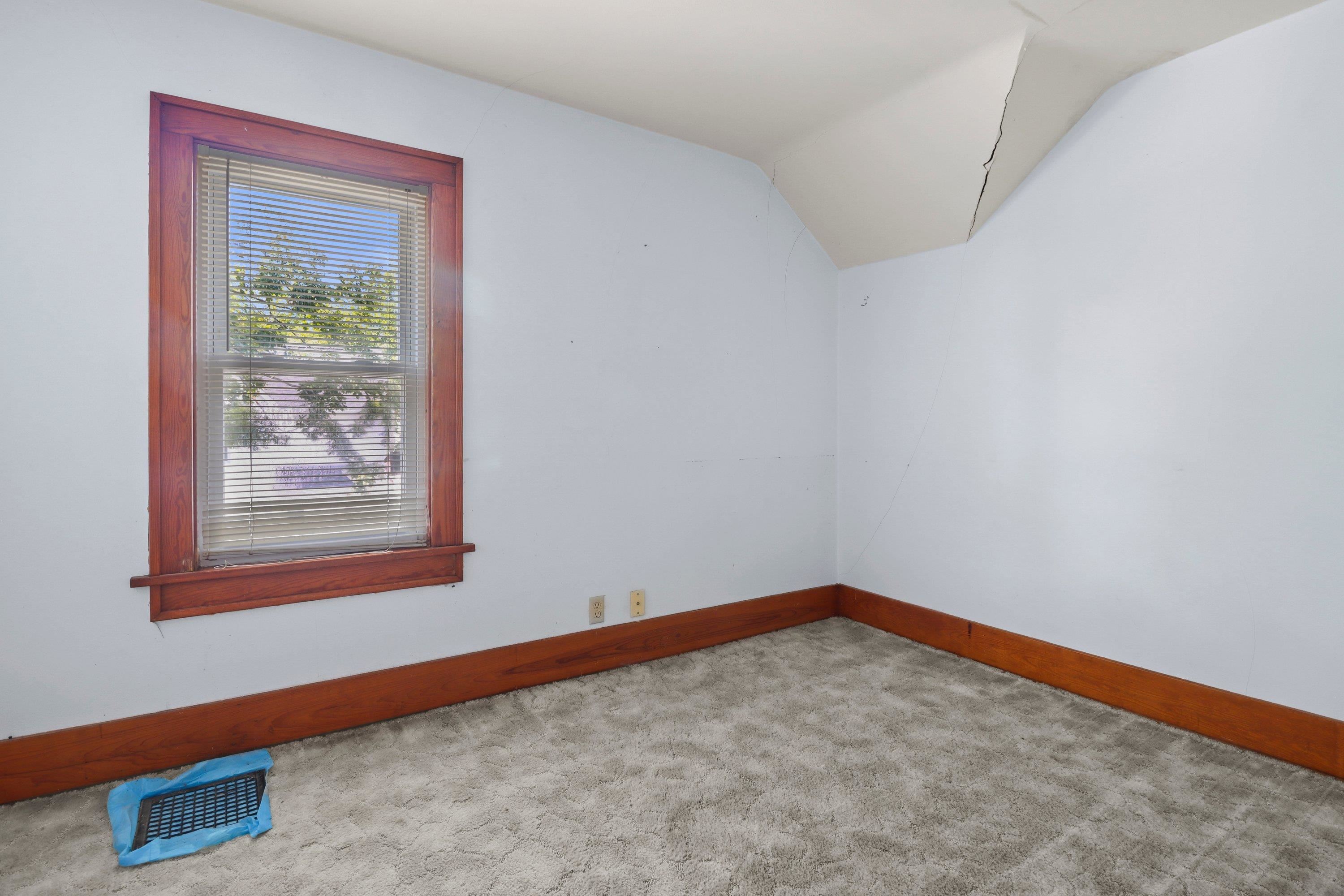 318 Park Street