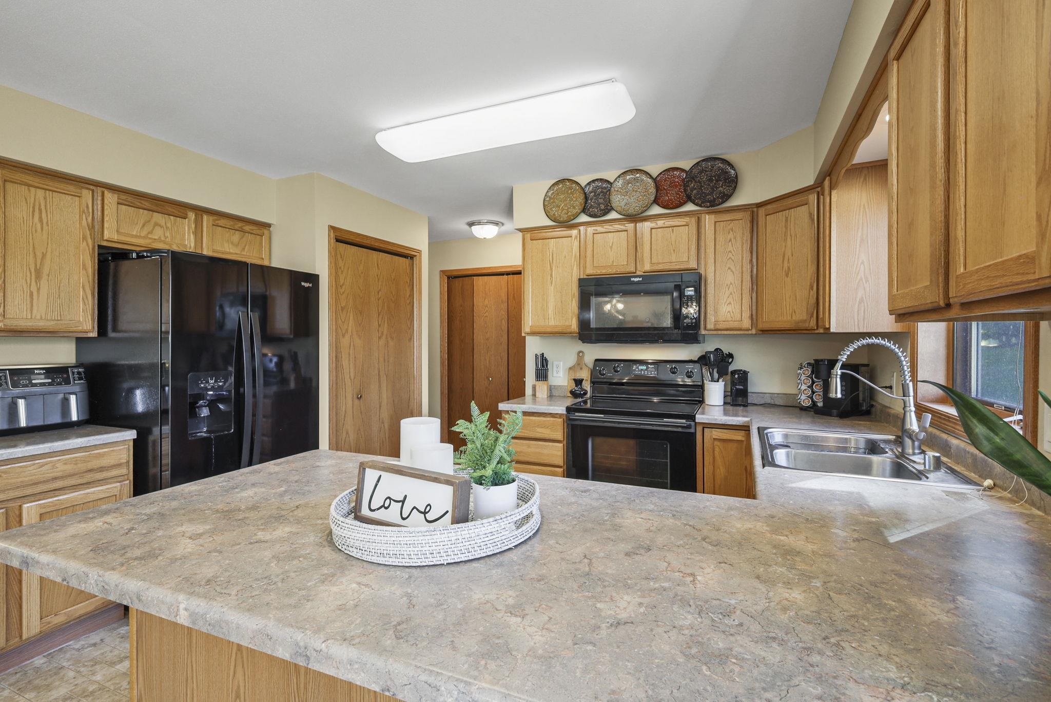 502 Traveler Lane