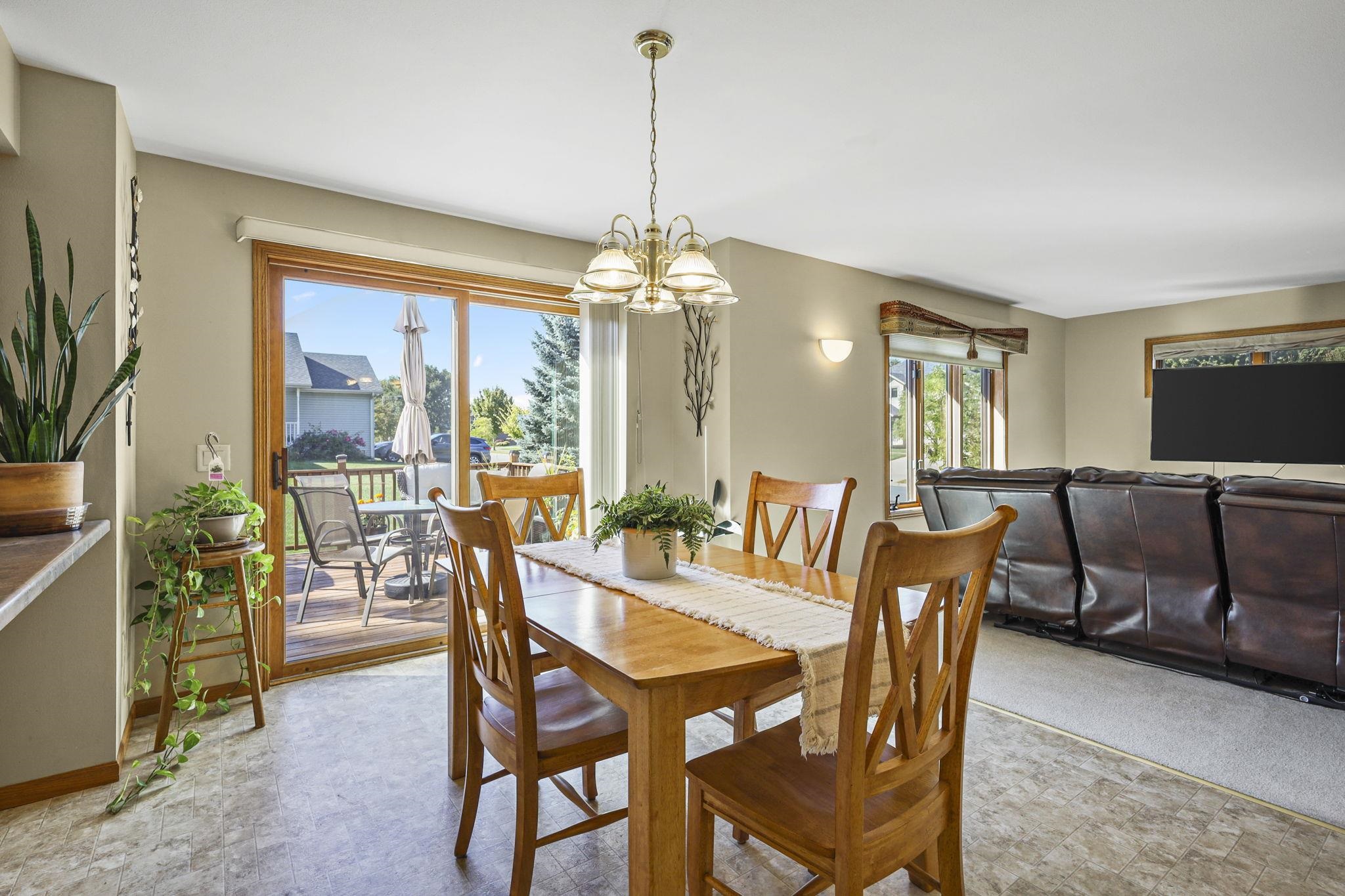 502 Traveler Lane