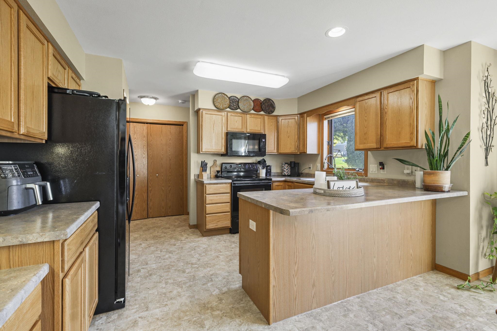 502 Traveler Lane
