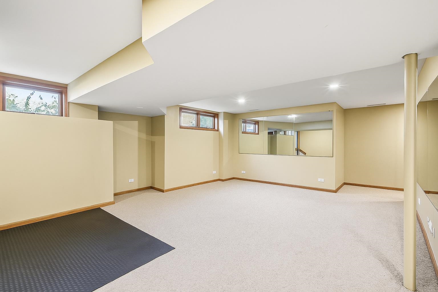 502 Traveler Lane