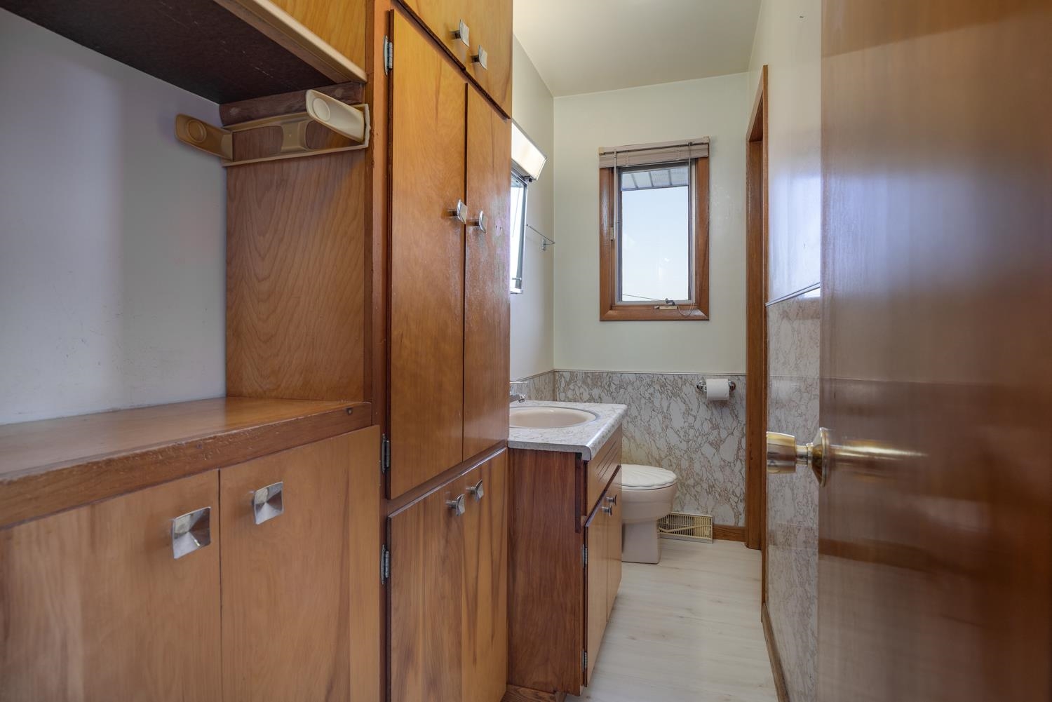 1008 W B R Townline Road