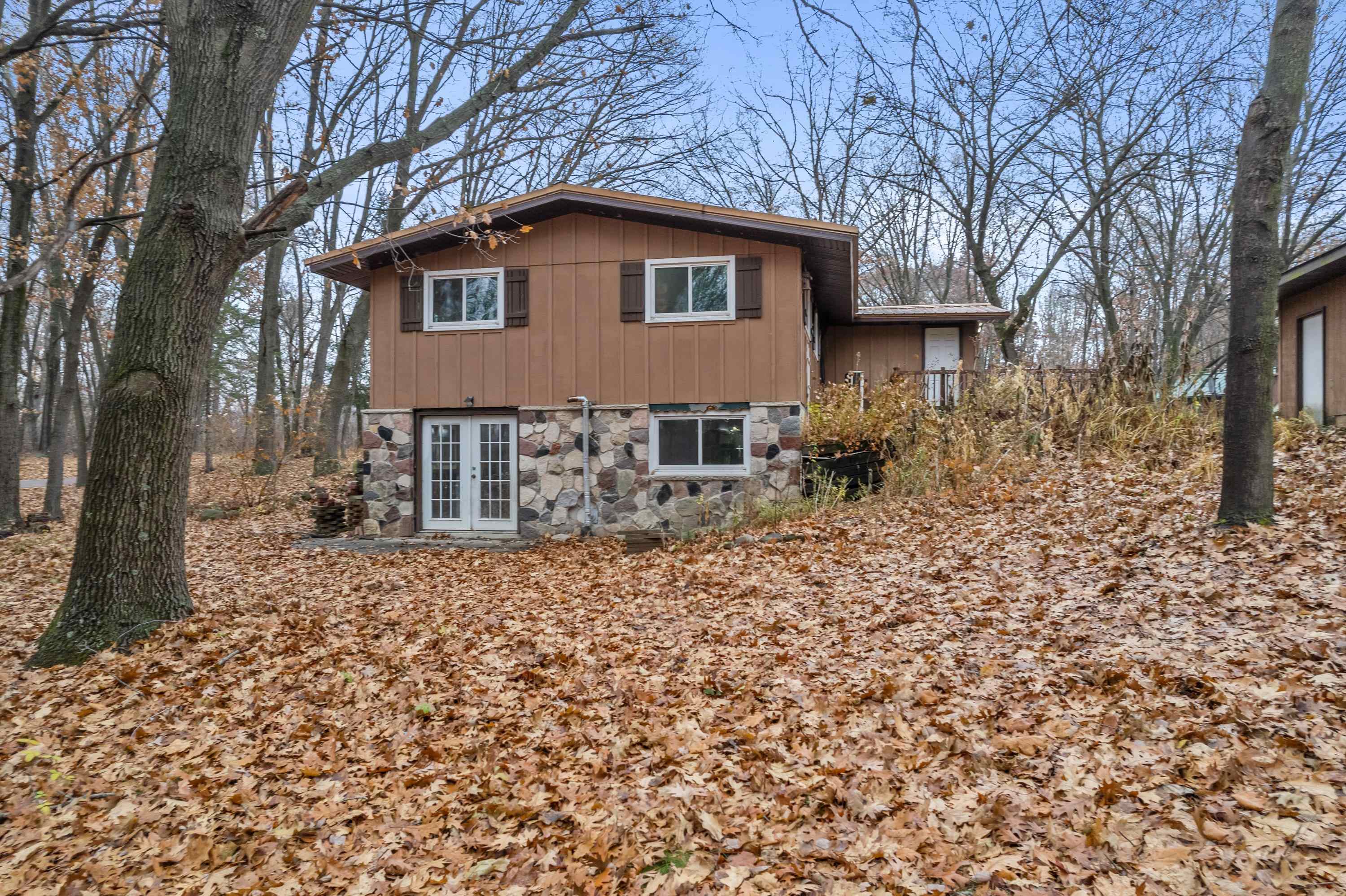W2069 Elk Court
