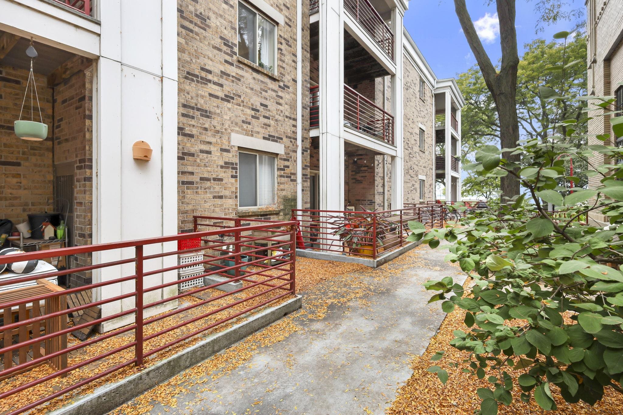 311 N Hancock Street 223