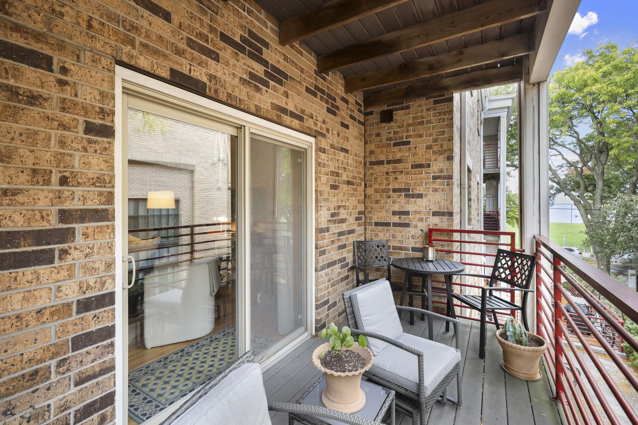 311 N Hancock Street 223