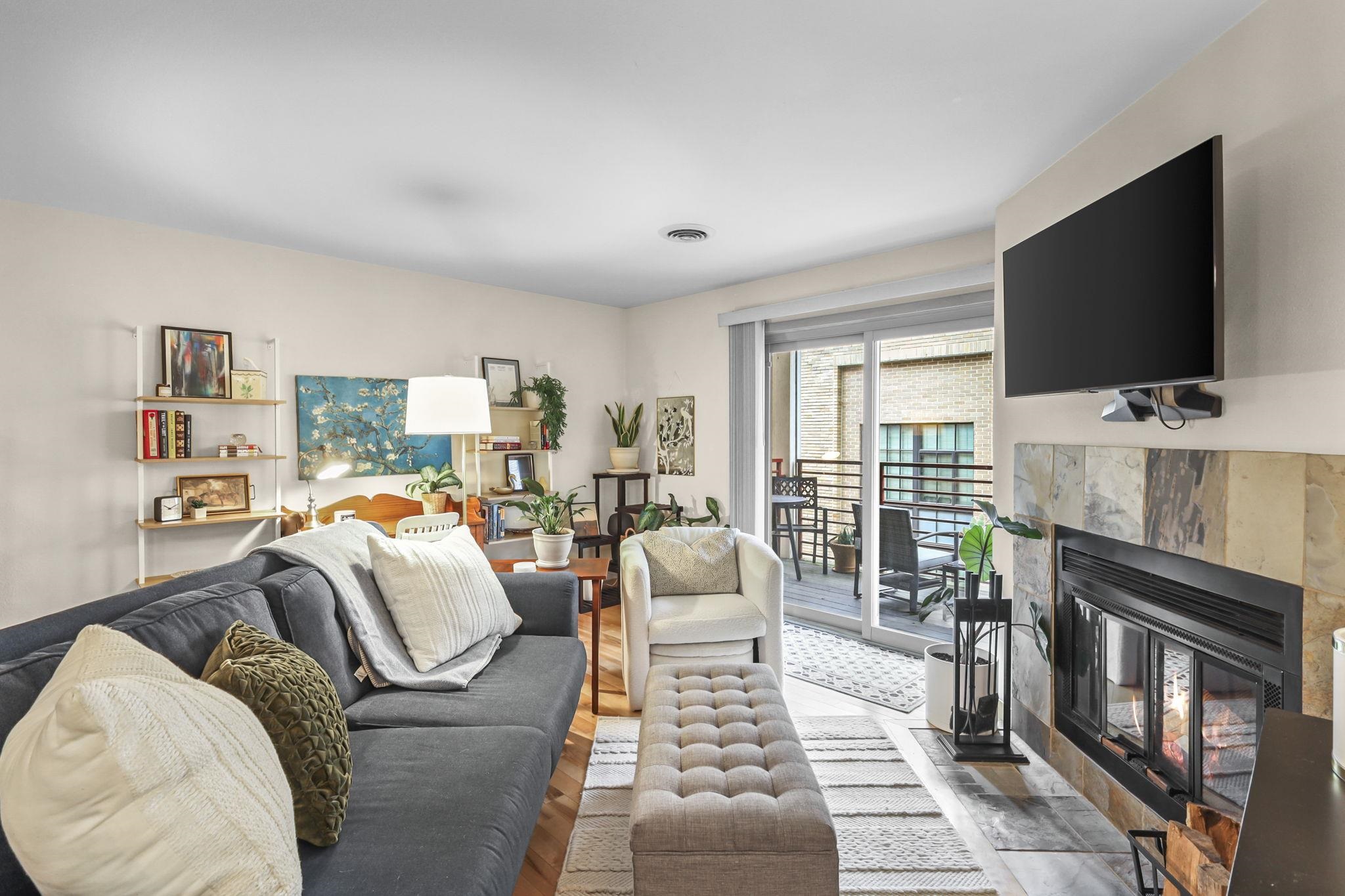 311 N Hancock Street 223