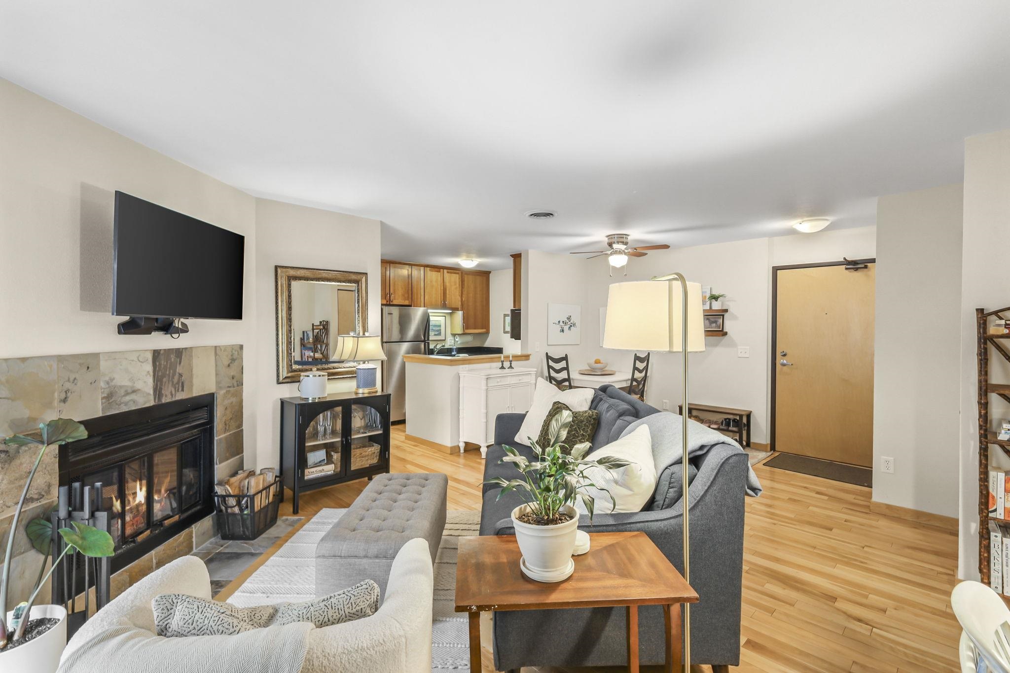 311 N Hancock Street 223