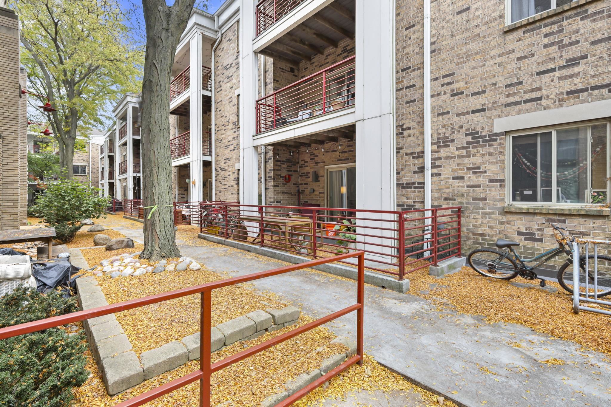 311 N Hancock Street 223