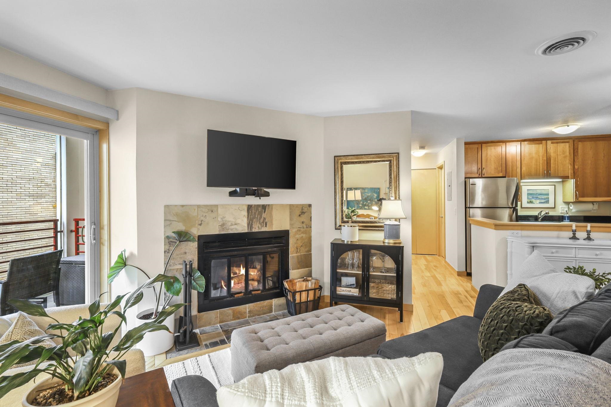 311 N Hancock Street 223