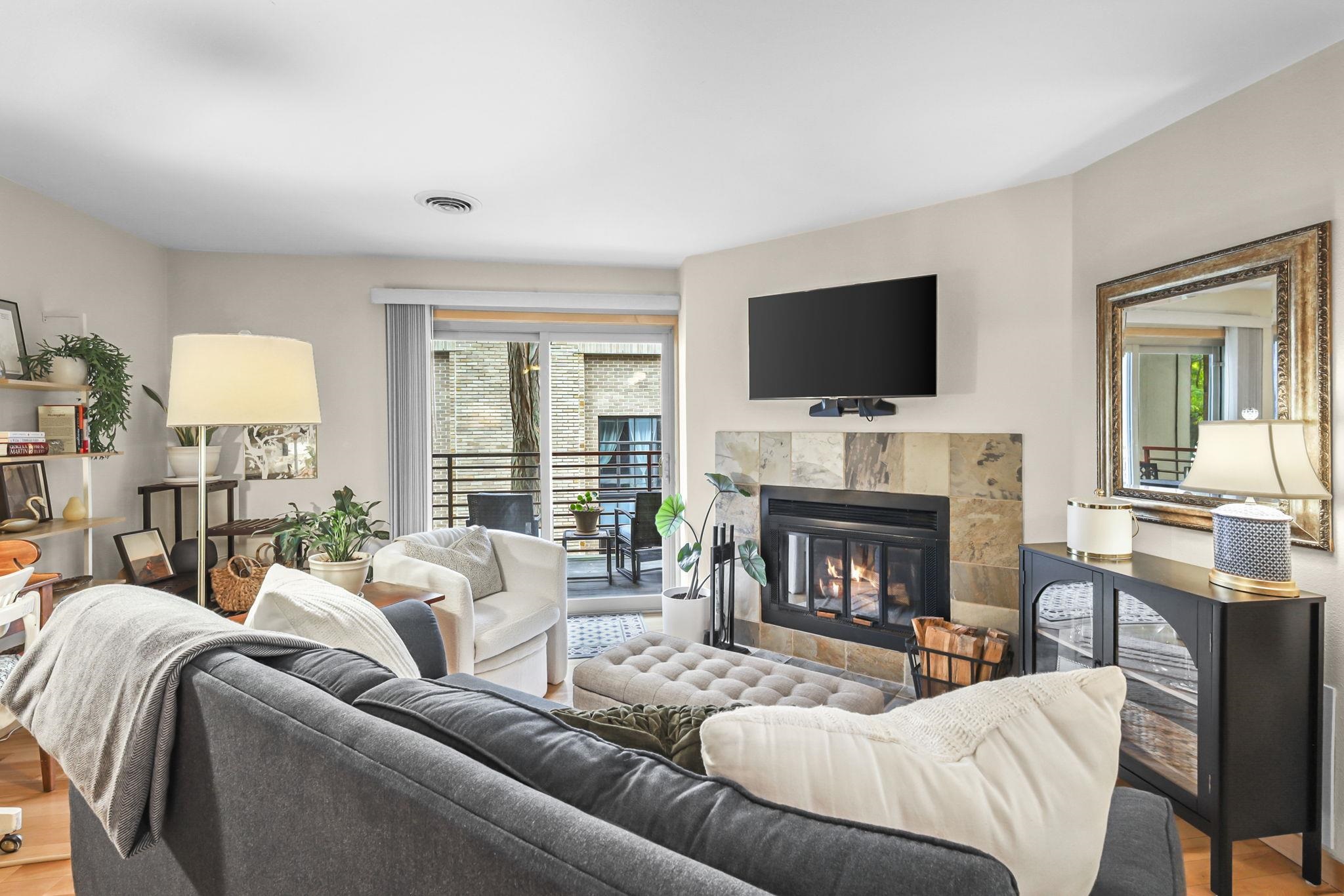 311 N Hancock Street 223