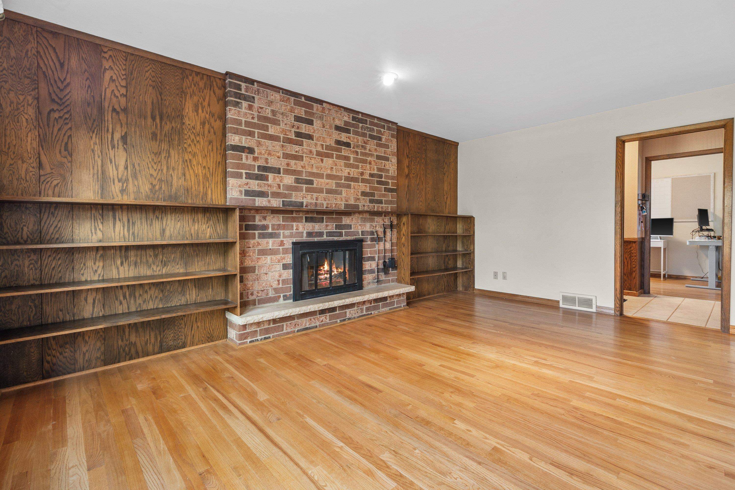 N53W35963 W Lake Drive