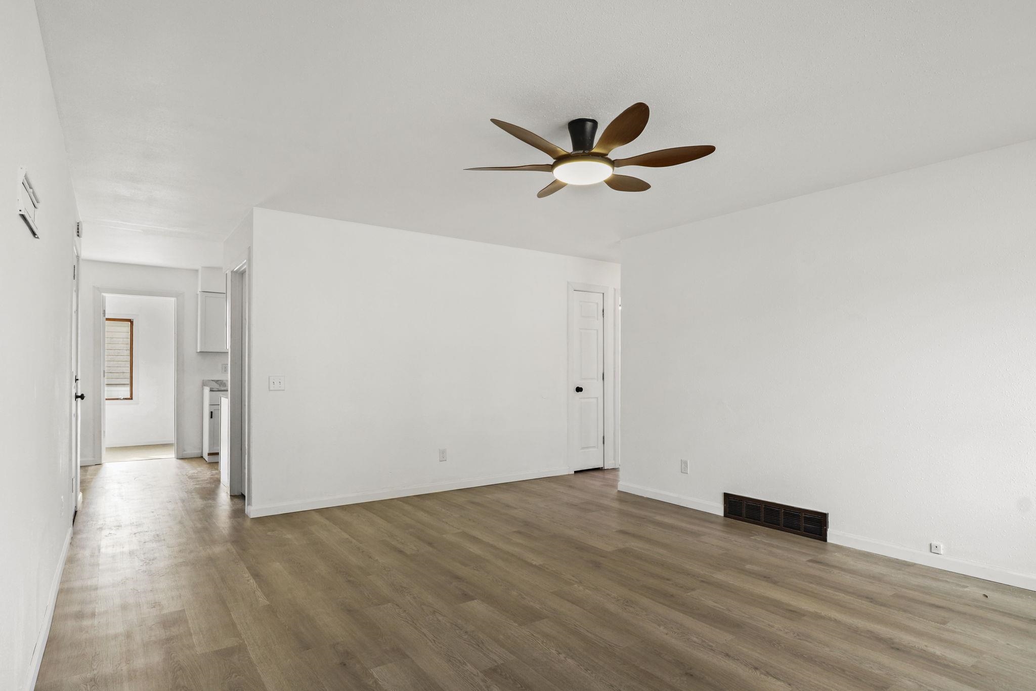 5119-5121 Farwell Street